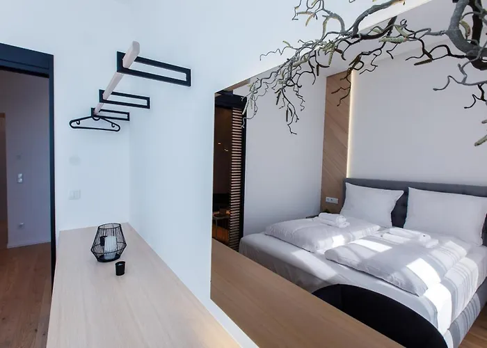 Zeus Design Unique #36 Apartment *