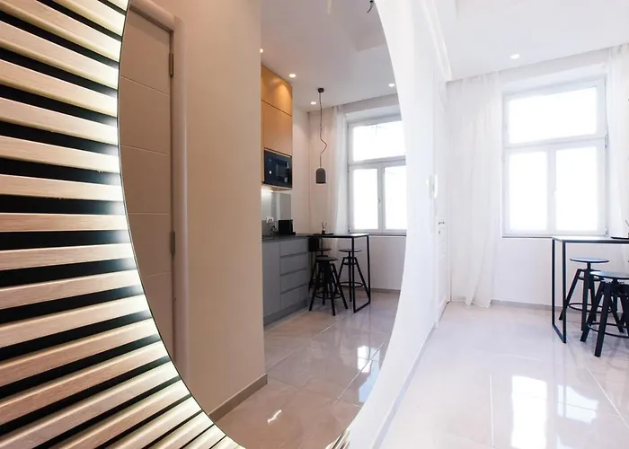 Zeus Design Unique #36 Apartment Vienna
